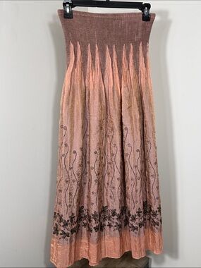 Lapis Ribbed Maxi Skirt in Mauve Pinkish orange